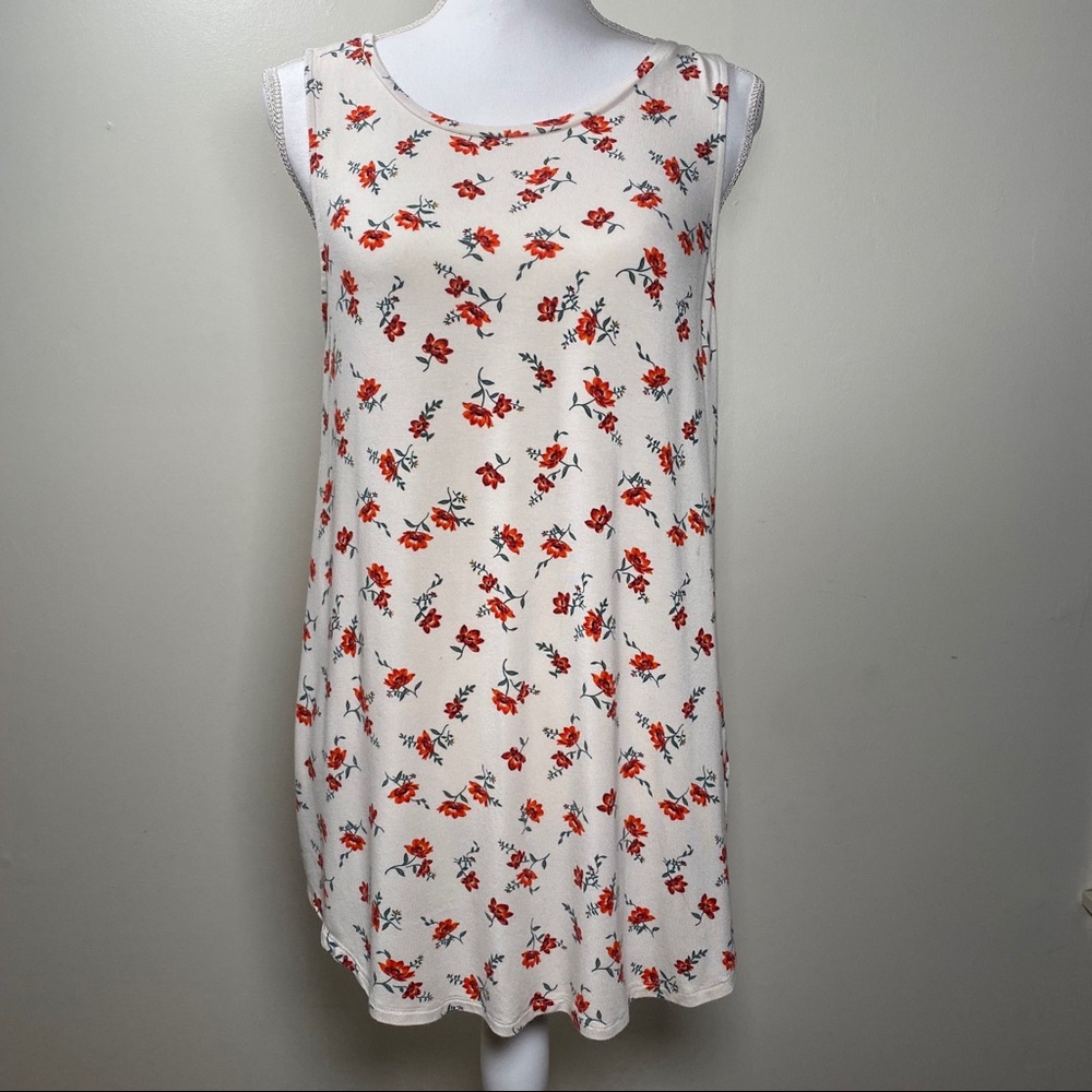 Old Navy red and white floral sleeveless top